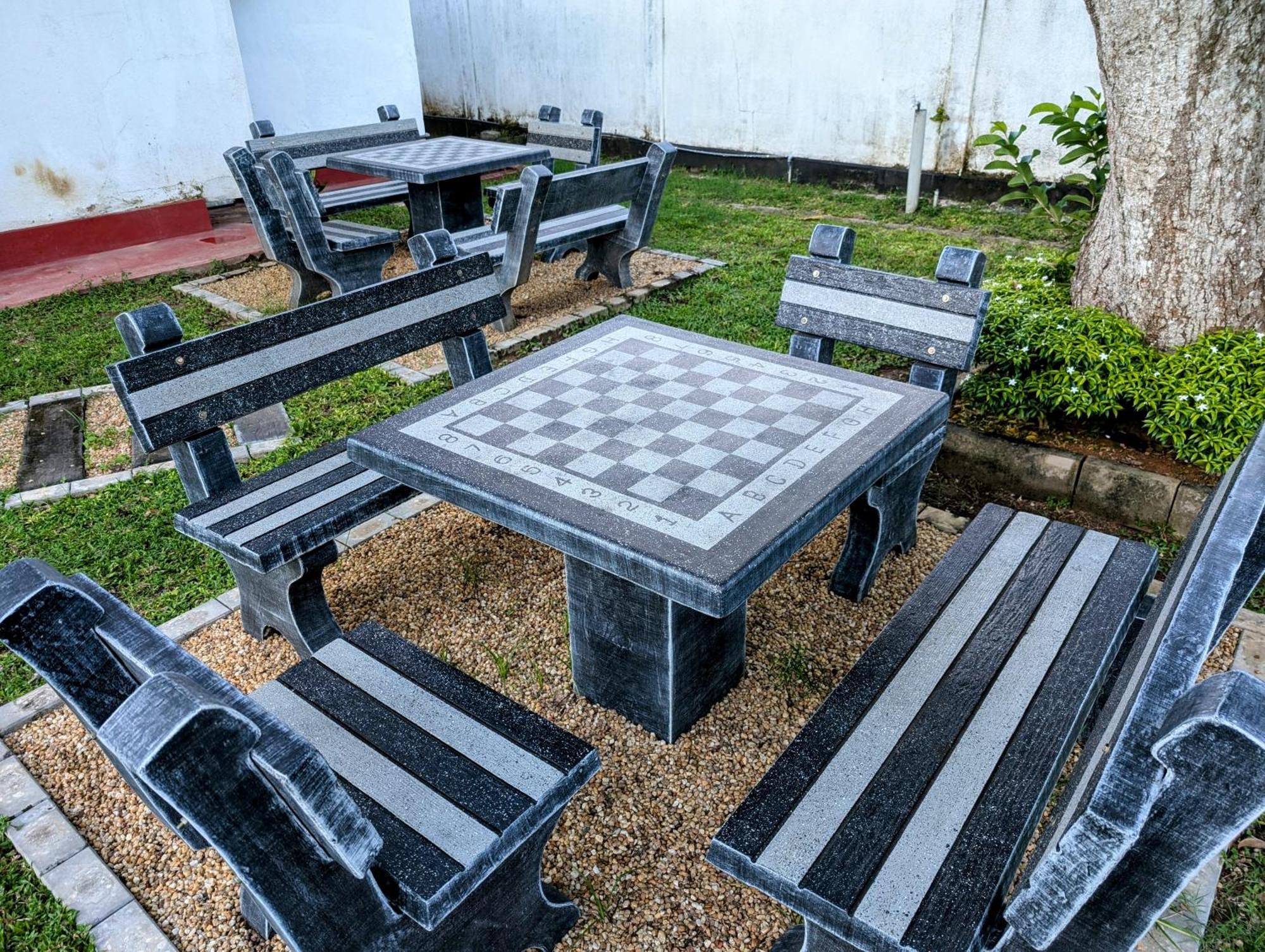Costels Weligama Vandrarhem Exteriör bild